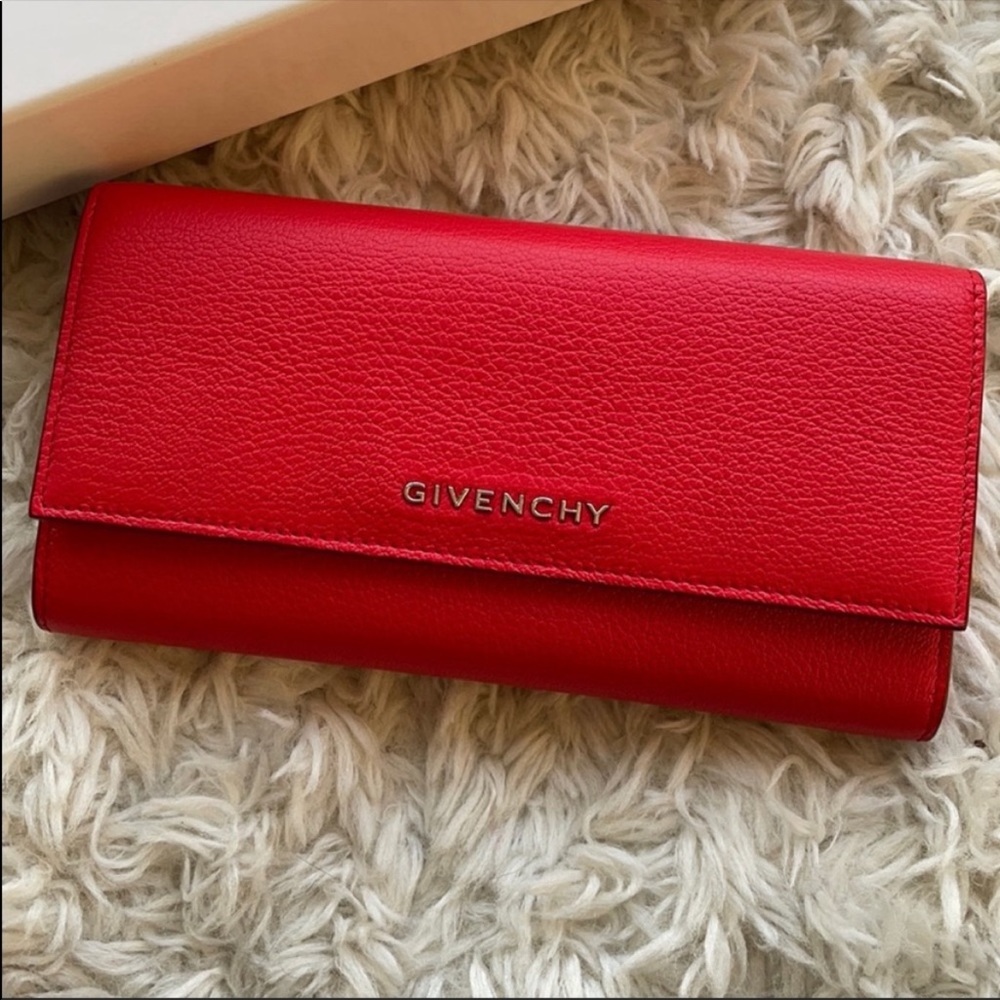 🆕Givenchy Wallet
